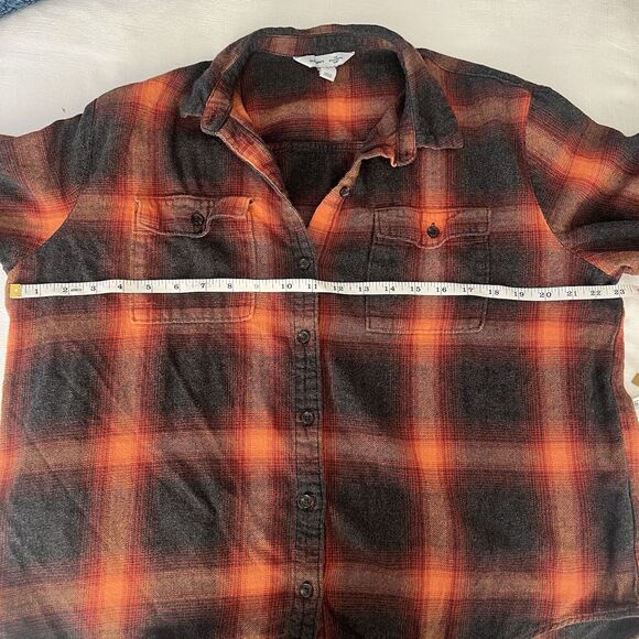 Old Navy Plaid Boyfriend Shirt Womens Evermore Swifties Flannel‎ HTF Grunge SZ L - Picture 8 of 9